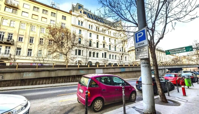 Kulcskiraly Kulcsmasolas Utcakep Es 360 - Budapest