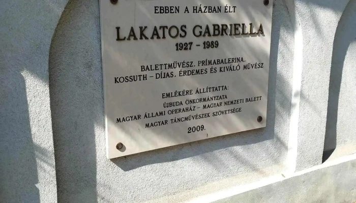 Lakatos Gabriella Emlektabla Osszes - Budapest