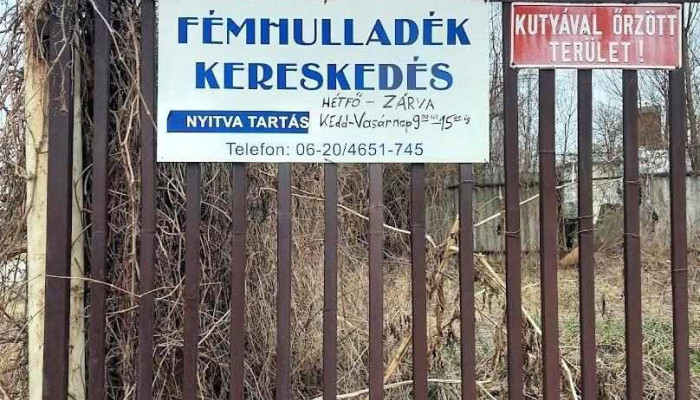 Lakatos Rezső Fémhulladèk kereskedő - Koroncó