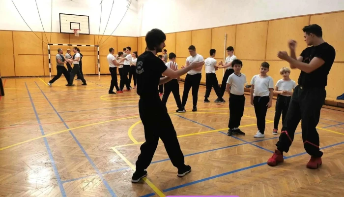 Leung Ting Wing Tsun Kung -  Fu Iskola 18 Kerulet Osszes - Budapest