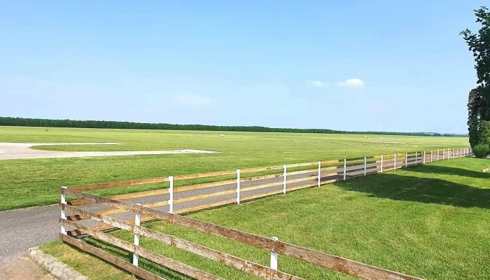 Lhsk Siofok Kiliti Repuloter Airport Szam - Siófok