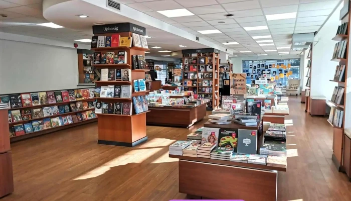 Libri Konyvpalota Belul - Budapest