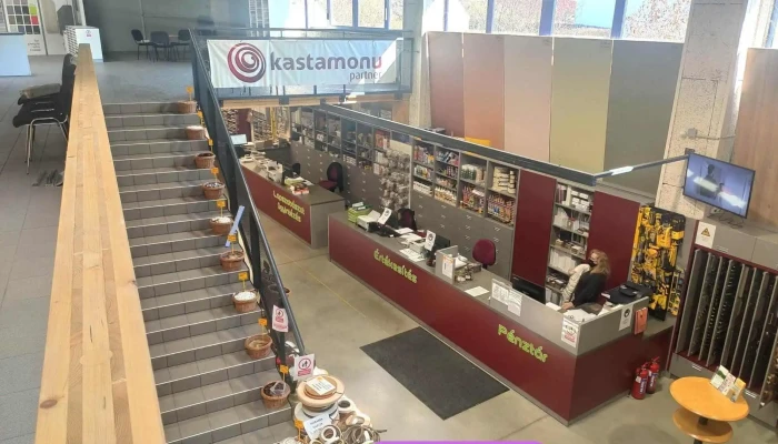 Ligneus Faipari Kft   Lapszabaszat Es Butorlap Munkalap Kompaktlemez Belul - Biatorbágy