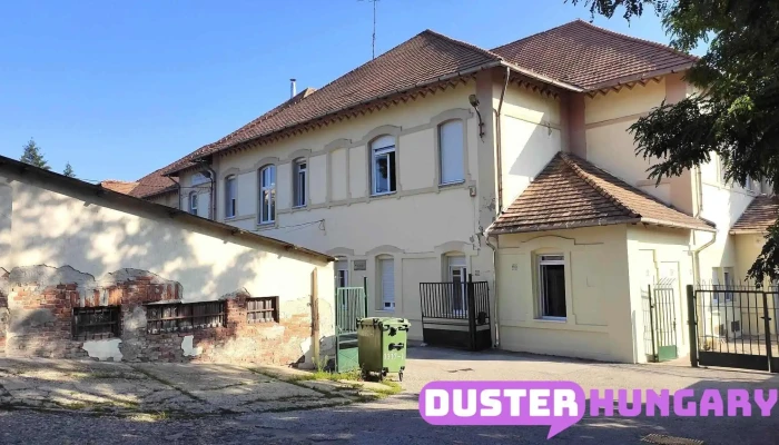 Magyar Voroskereszt Osszes - Tatabánya