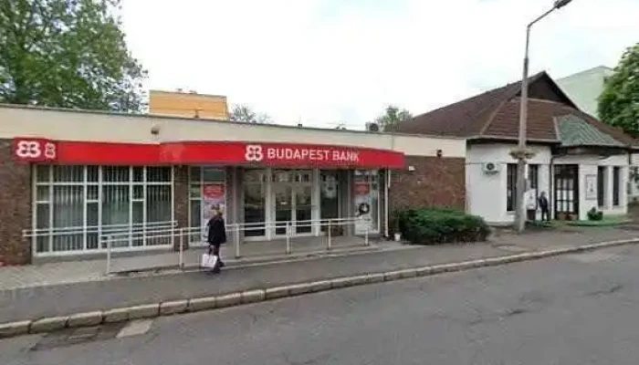 Mbh Bank -    Tiszaujvarosi Fiok Utcakep Es 360deg - Tiszaújváros