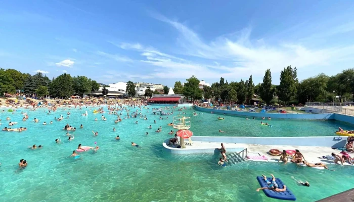 Mediterran Tengerpart Utcakep Es 360deg - Hajdúszoboszló