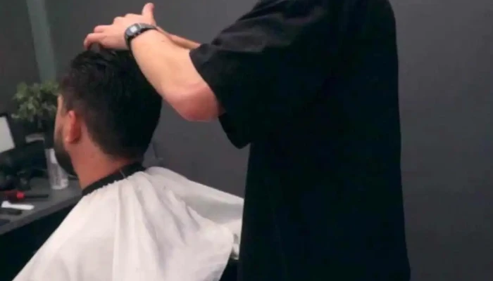 Mens Cut Debrecen A Tulajdonostol - Debrecen