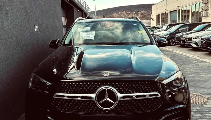 Mercedes -  Benz Hovany Budaors Instagram - Budaörs