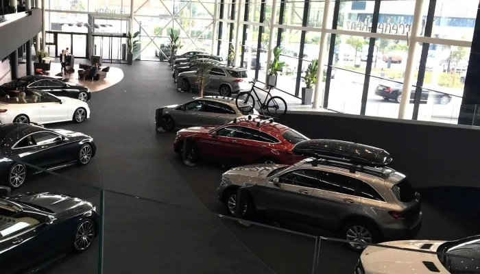 Mercedes -  Benz Hovany Budaors Katalogus - Budaörs