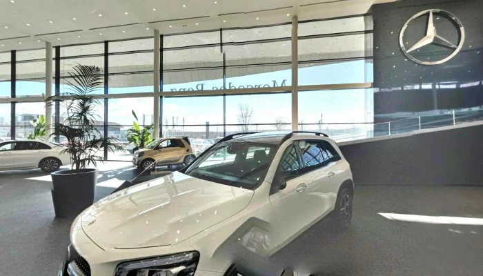 Mercedes -  Benz Hovany Budaors Utcakep Es 360deg - Budaörs
