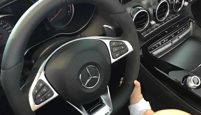 Mercedes -  Benz Hovany Kecskemet Hogyan Lehet Odajutni - Kecskemét