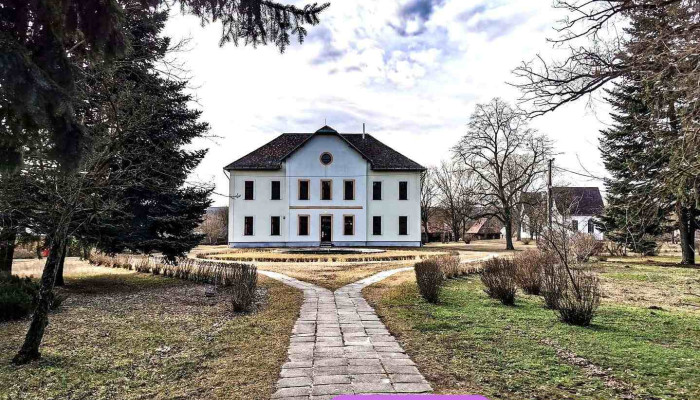 Nemzeti Biodiverzitas  Es Genmegorzesi Kozpont Haszonallat Genmegorzesi Intezet Osszes - Gödöllő