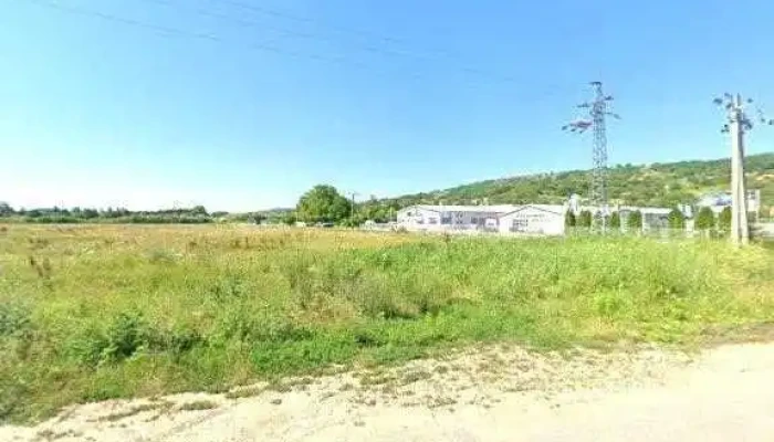 Nyitrai Autohaz Karosszeria Es Fenyezo Muhely Szekszard Osszes - Szekszárd