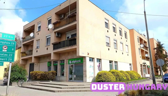Otp Bank - A pénztár a fiókzárás előtt két órával korábban zár. - Csendes Köz 1