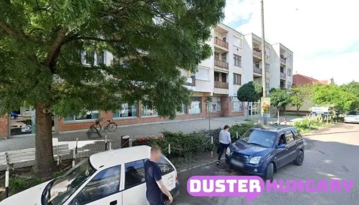 Otp Bank - A pénztár a fiókzárás előtt két órával korábban zár. - Kossuth Lajos Út 2
