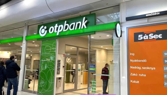 Otp Bank Keszpenzmentes Fiok   Auchan Osszes - Budaörs
