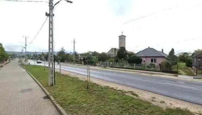 Perfect Lux Autofestek Szakuzlet Es Muanyaghegesztes Utcakep Es 360deg - Esztergom
