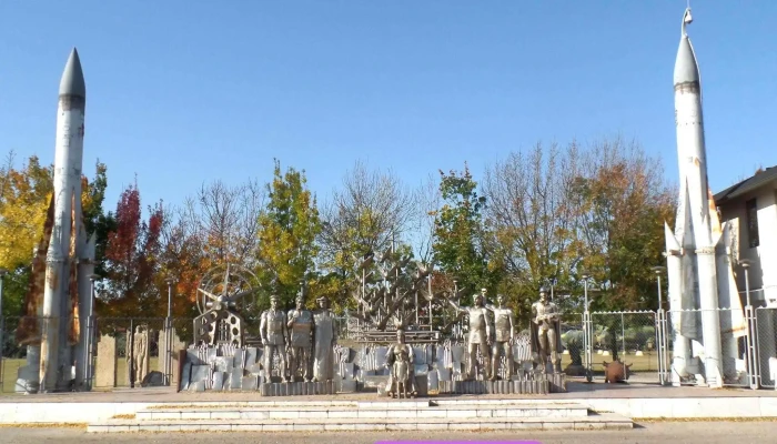 Pinter Muvek Haditechnikai Park Osszes - Kecel
