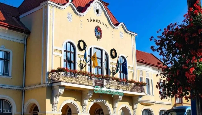 Polgarmesteri Hivatal Balmazujvaros Kisvaros - Balmazújváros