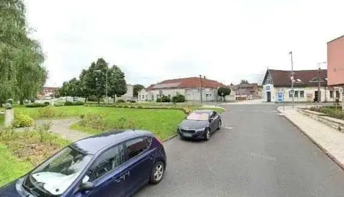 Polgarmesteri Hivatal Zirc Utcakep Es 360deg - Zirc
