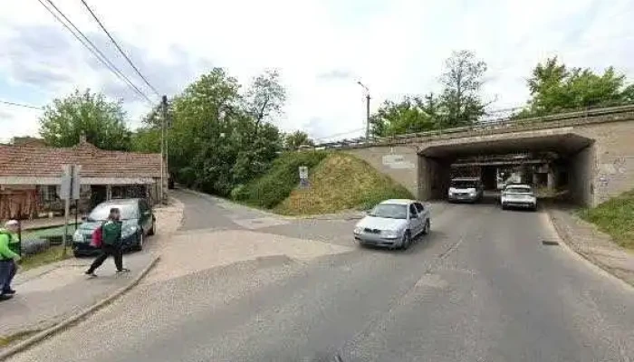 Rapid Haz Szibilla Laszlo Utcakep Es 360deg - Kistarcsa