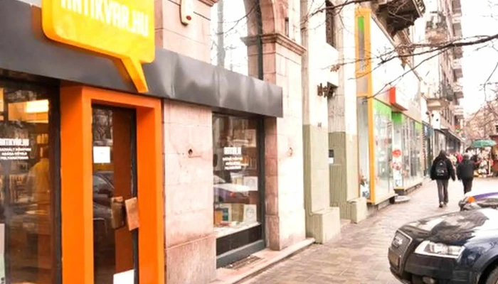Regikonyvekhu Konyvesbolt - Budapest
