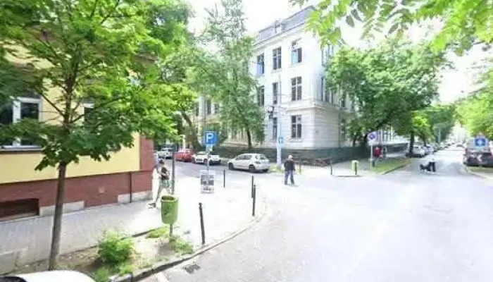 River Gyorsetterem Utcakep Es 360deg - Budapest