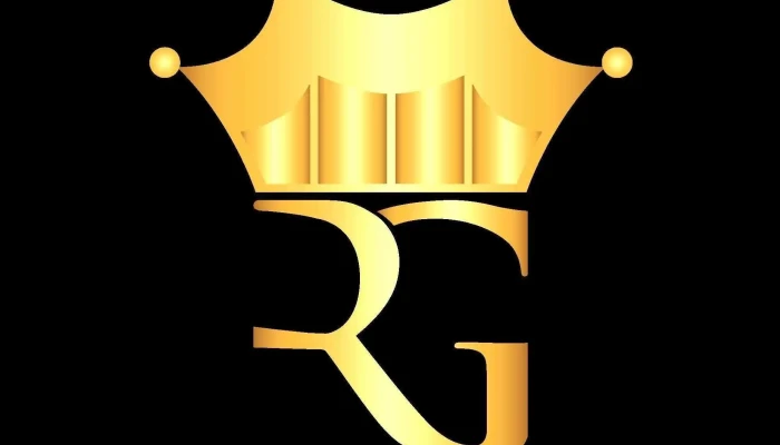 Royal Garage -  A Tulajdonostol - Szigetszentmiklós