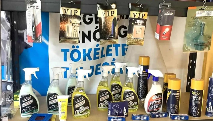 Rsp Autoszerviz Es Gumi Javito Autosbolt Alkatresz Belul - Jászladány