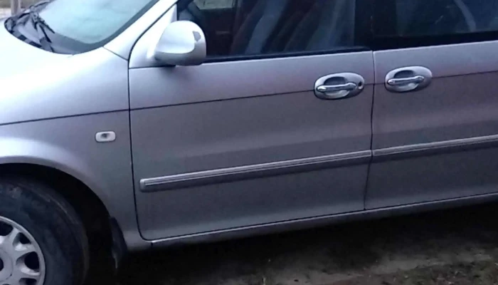 Schmidt Kft Autokereskedő - Dunaharaszti