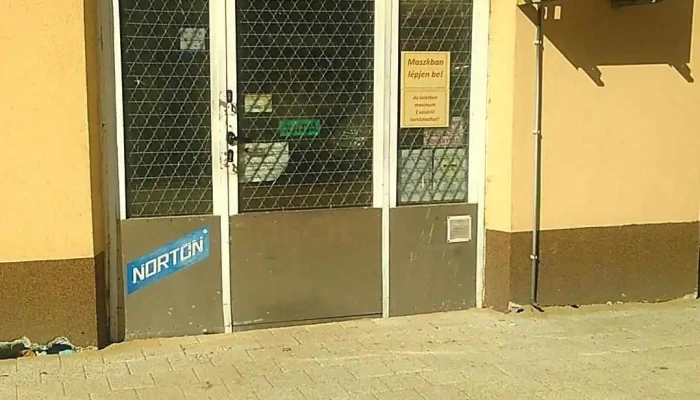 Special Műszaki Kereskedés - Mátyás Király Út 2