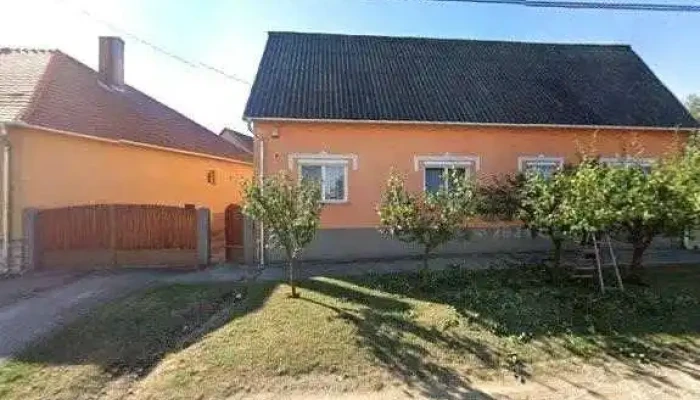 Stada -  Bau Kft Utcakep Es 360deg - Lábatlan
