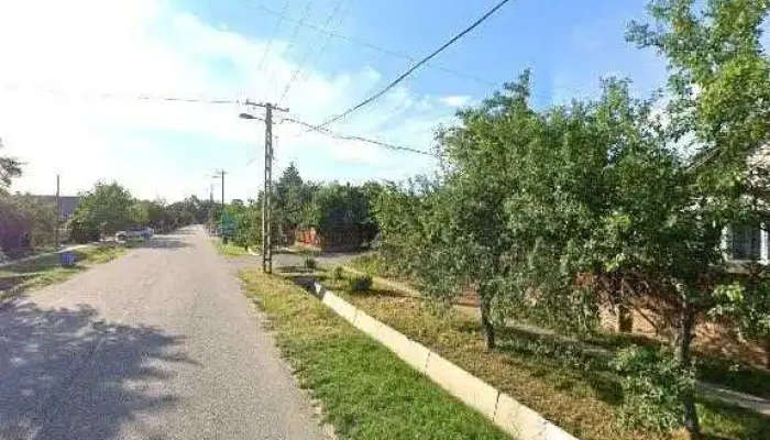 Szabo Istvan Ev Szerkezetlakatos Epuletlakatos Utcakep Es 360deg - Furta