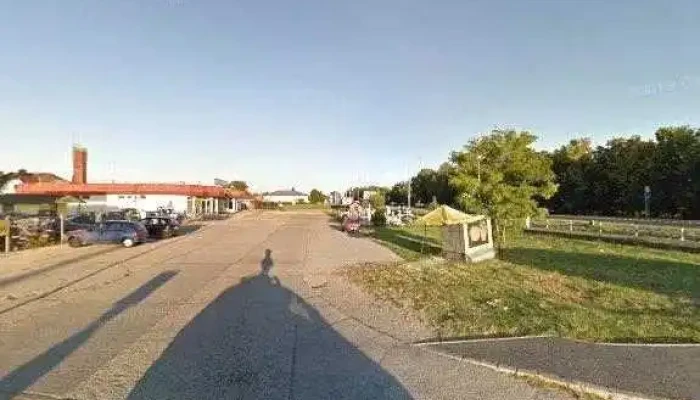 Szelvedo Javitas Fenyszoro Polirozas Mosonmagyarovarvoros Garazs Utcakep Es 360deg - Mosonmagyaróvár