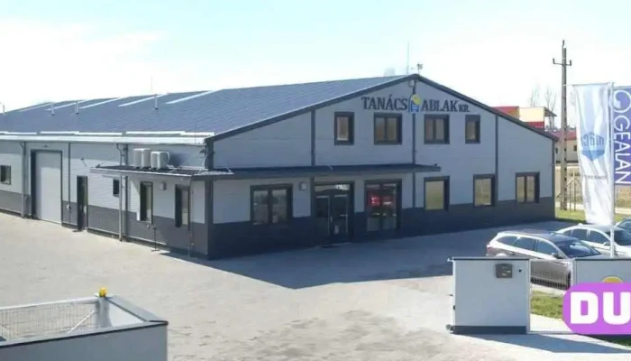 Tanacs Ablak Kft   Bemutato Terem A Tulajdonostol - Kiskunmajsa