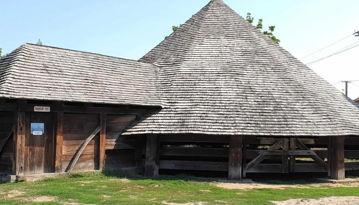 Tokaji -  Fele Szarazmalom Instagram - Tarpa