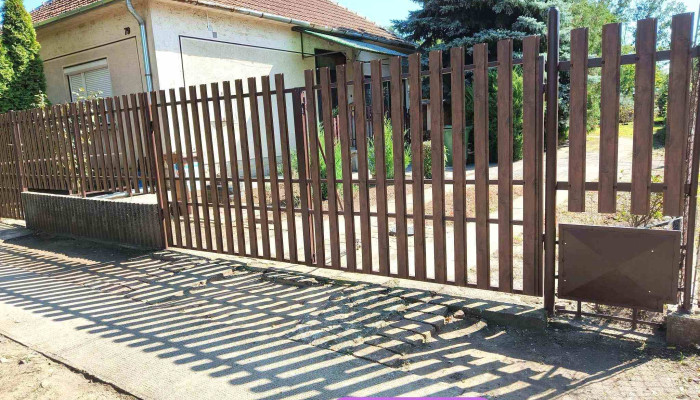 Trapezlemez Cserepeslemez Gyarto Szelemen Ocsiker Kft Osszes - Jászberény