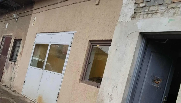 Ujpesti Autojavito Kft Autoszerelő - Budapest
