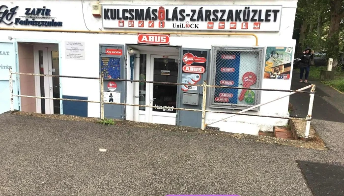 Unilock Zarszerviz Kulcsmasolas Zarszakuzlet A Tulajdonostol - Szeged