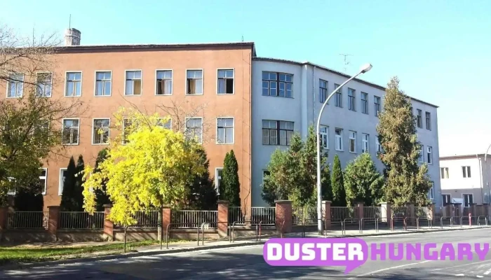 Vas Varmegyei Szakkepzesi Centrum Gepipari Es Informatikai Technikum A Tulajdonostol - Szombathely