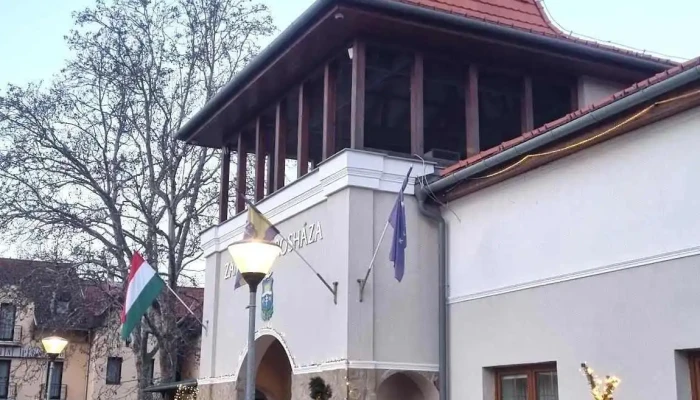 Zamárdi Polgármesteri Hivatal - Szabadság Tér 4