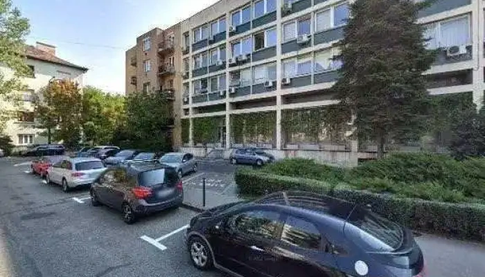 Zugloi Tarsashaz Kezelo Zrt Utcakep Es 360deg - Budapest
